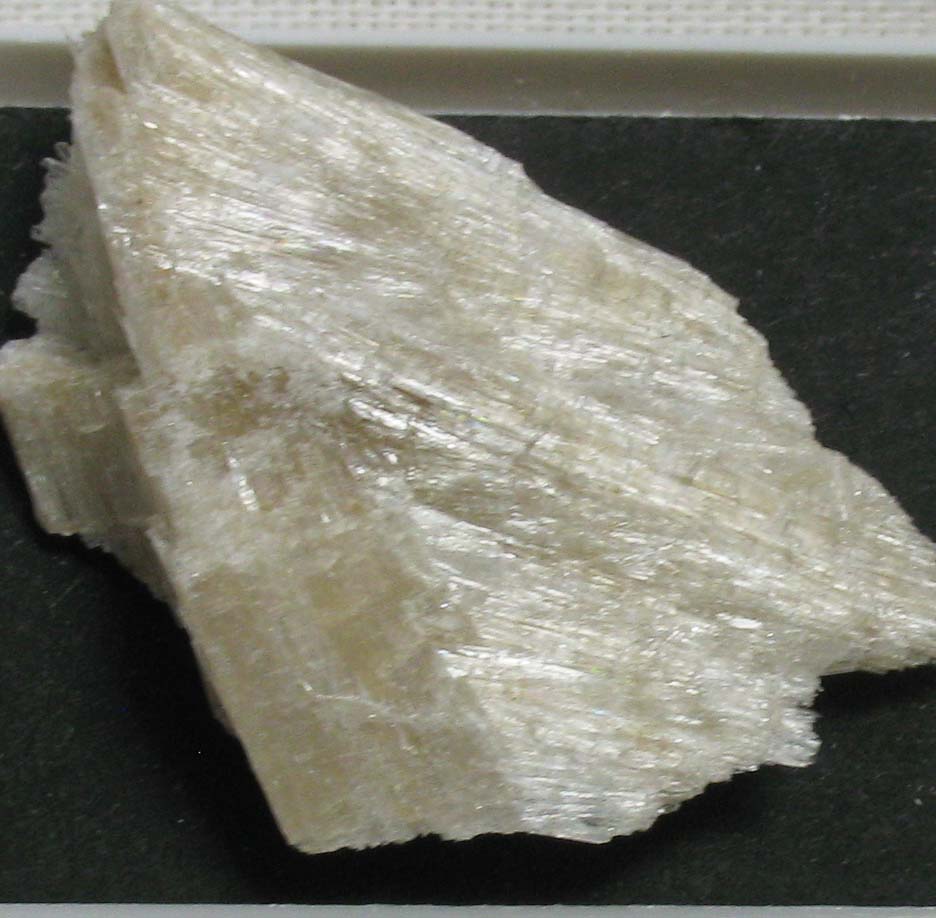 Probertite