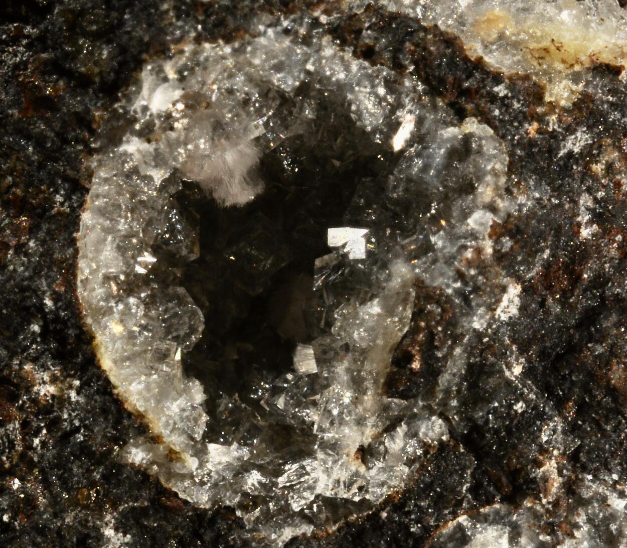 Cowlesite & Chabazite