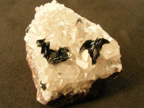 Specularite On Quartz