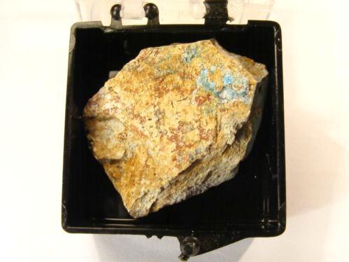 Paratooite-(La) & Bastnäsite-(Ce)