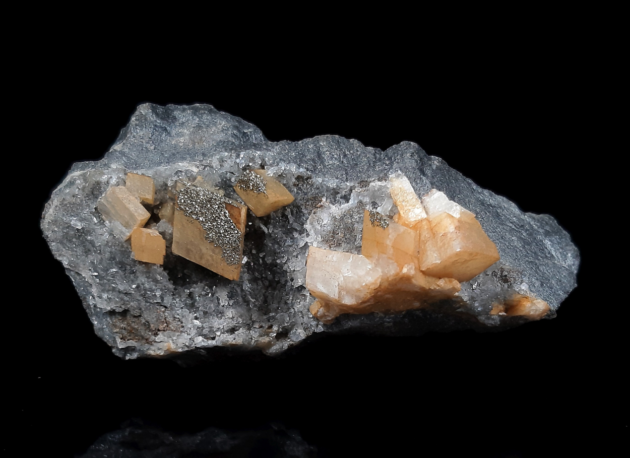 Pyrite Ankerite & Dolomite