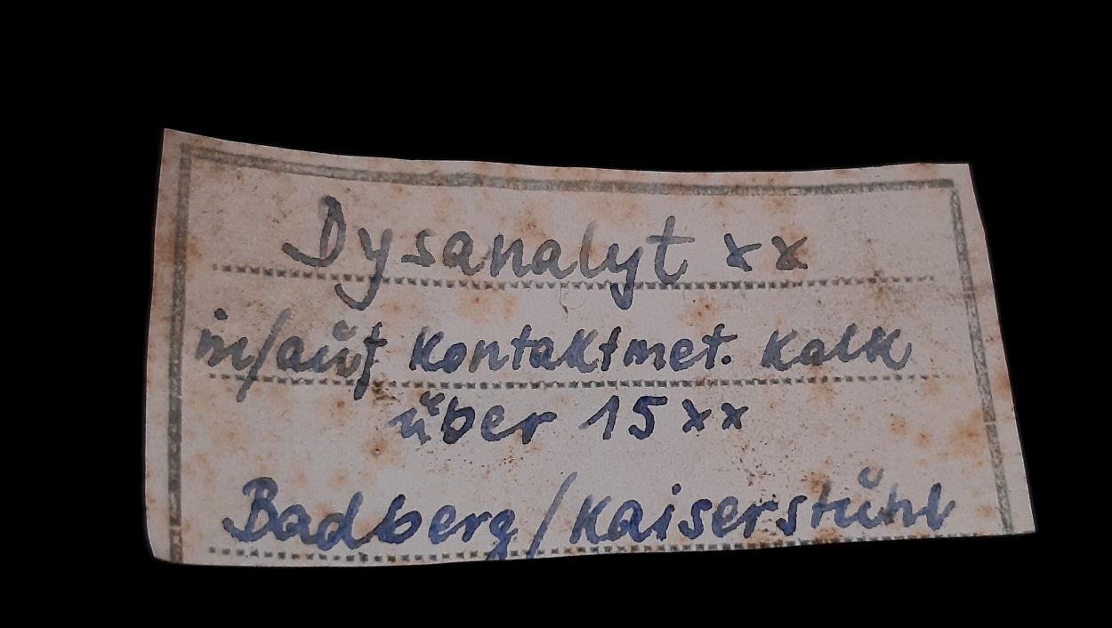 Dysanalyte