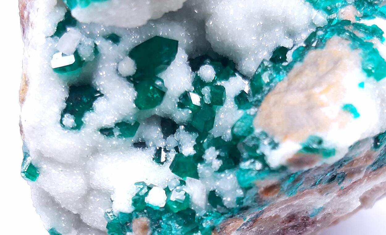 Dioptase & Calcite