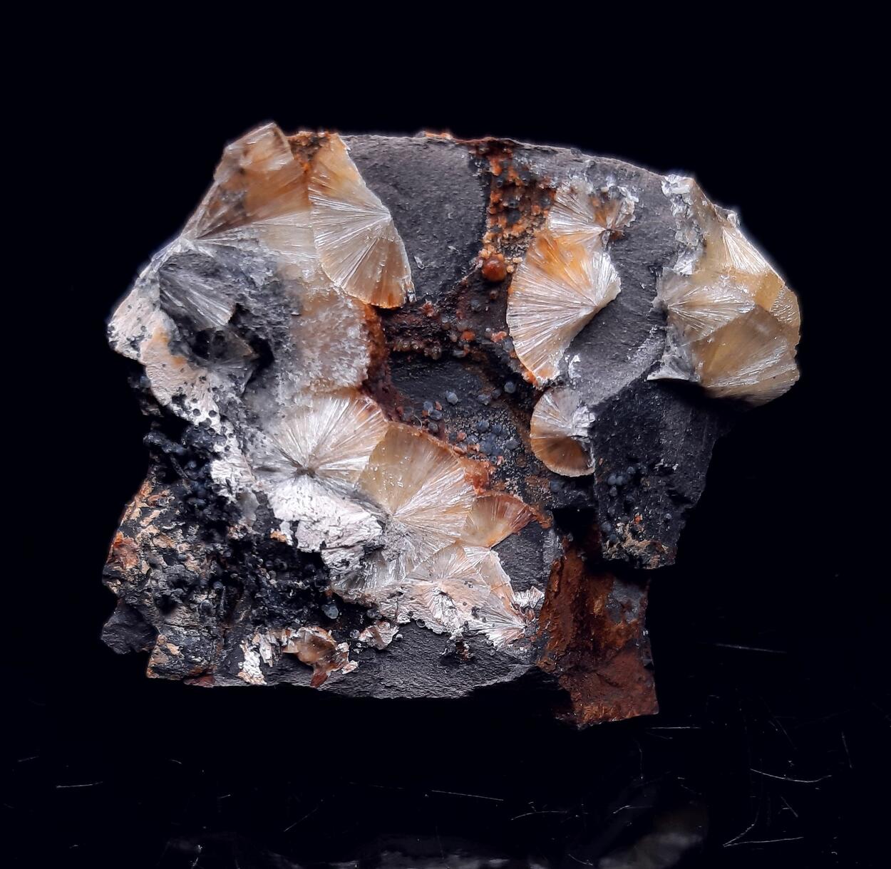 Wavellite