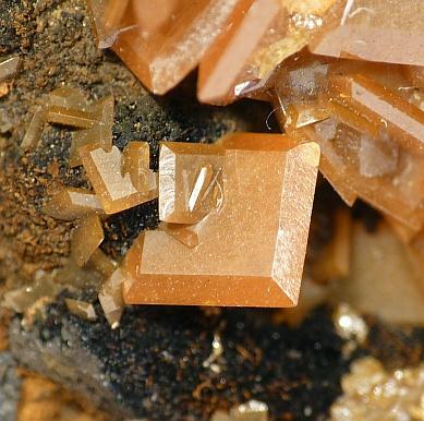 Wulfenite