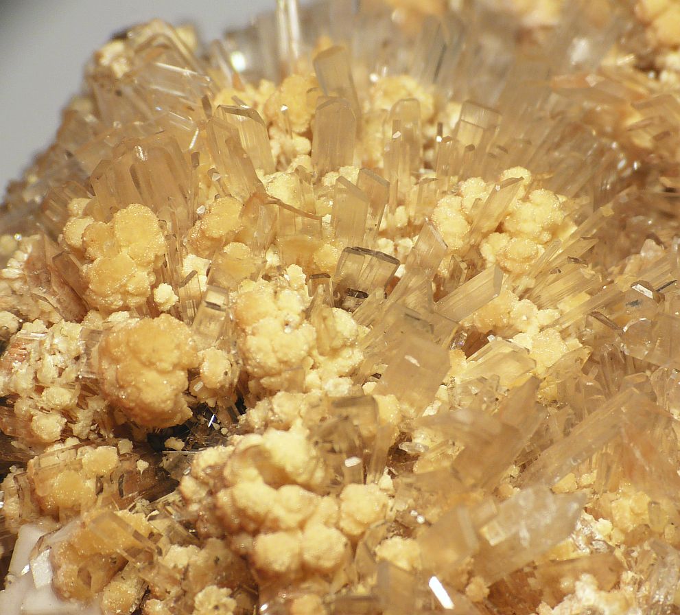 Hemimorphite & Mimetite