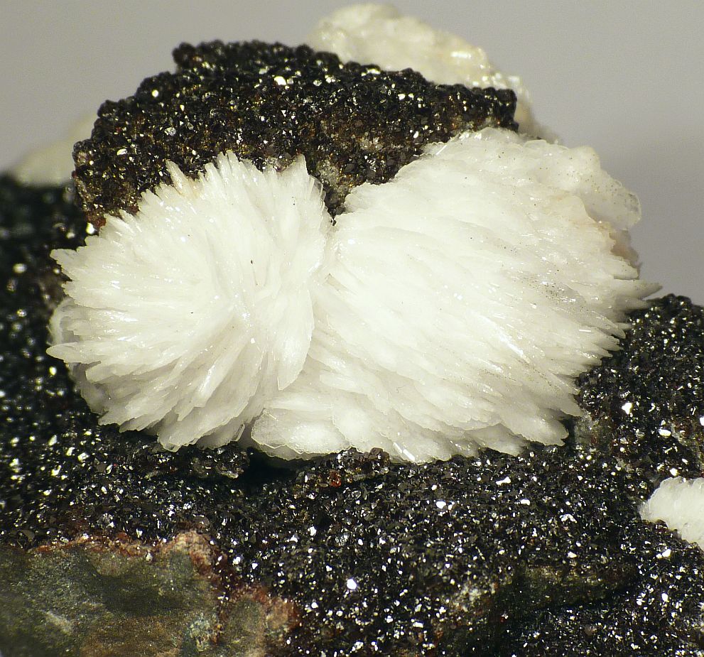 Baryte On Sphalerite