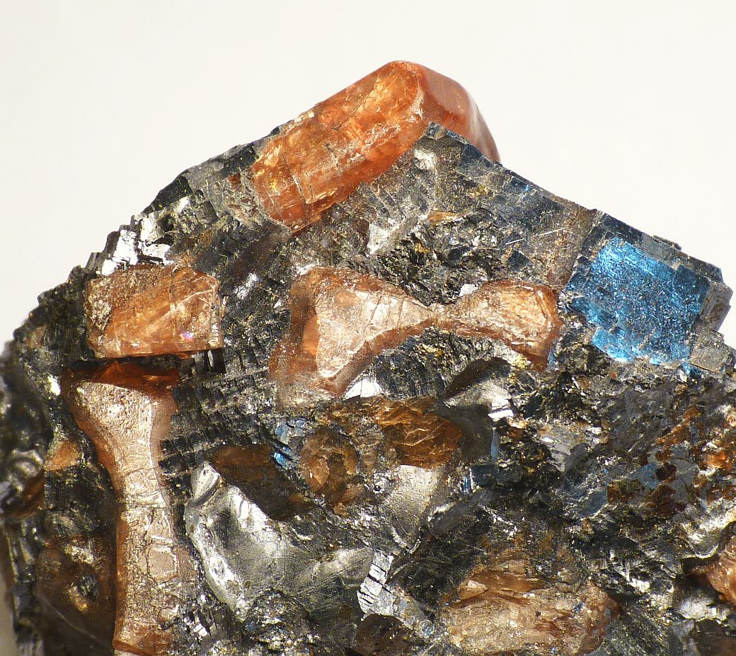 Bustamite
