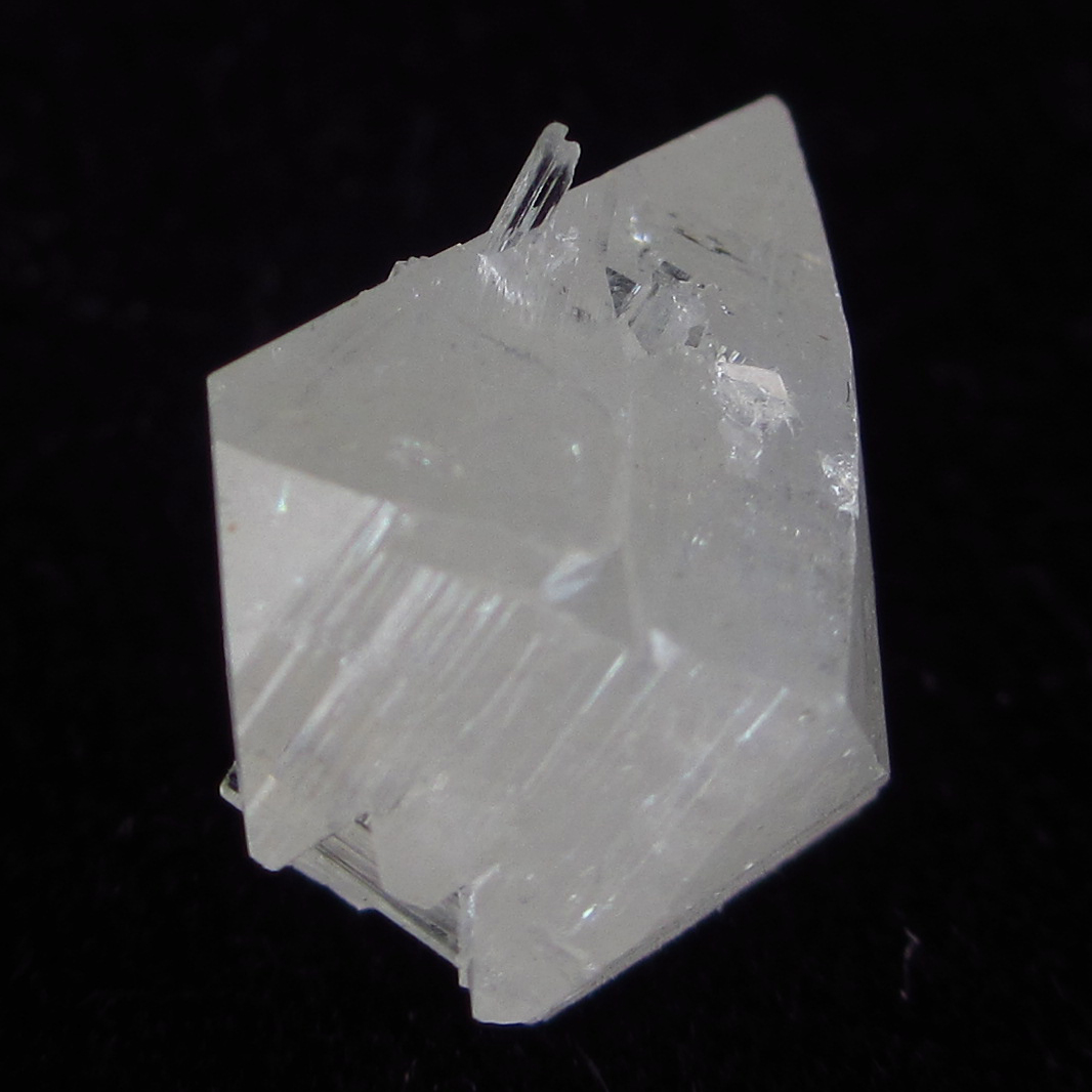 Powellite Scolecite