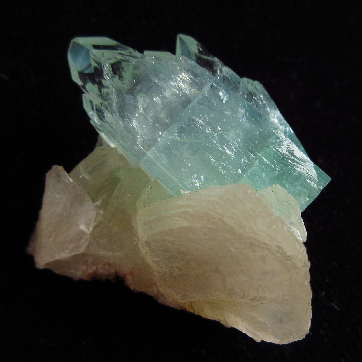 Apophyllite & Stilbite