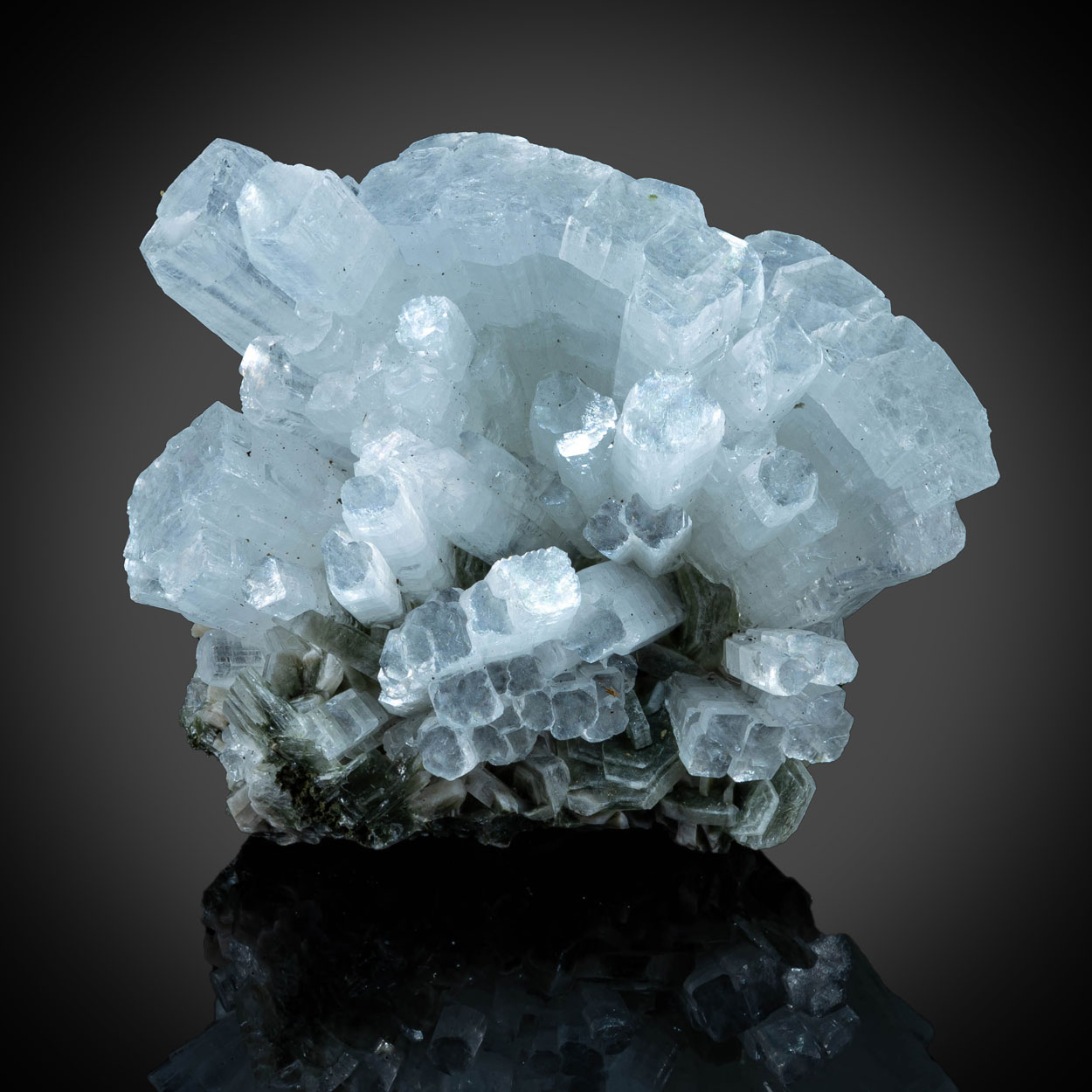 Heulandite & Apophyllite