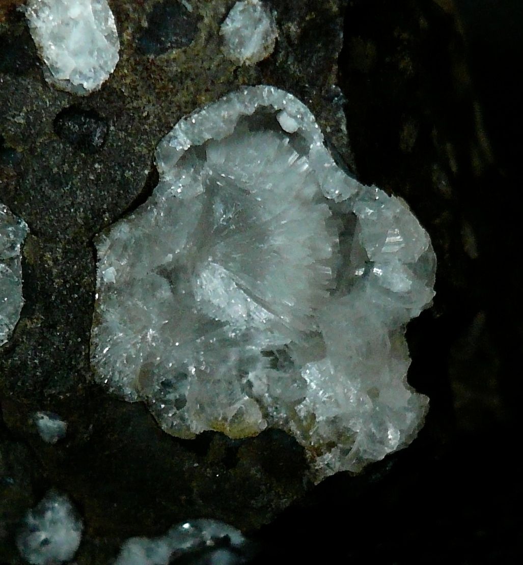 Phillipsite Gismondine & Thomsonite
