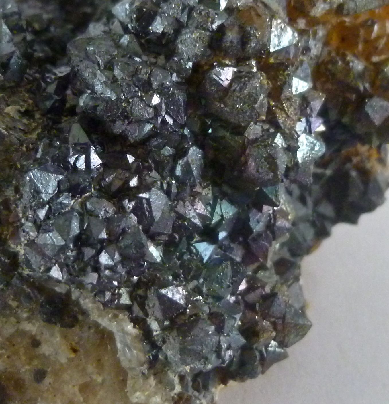 Quartz & Manganese Oxides