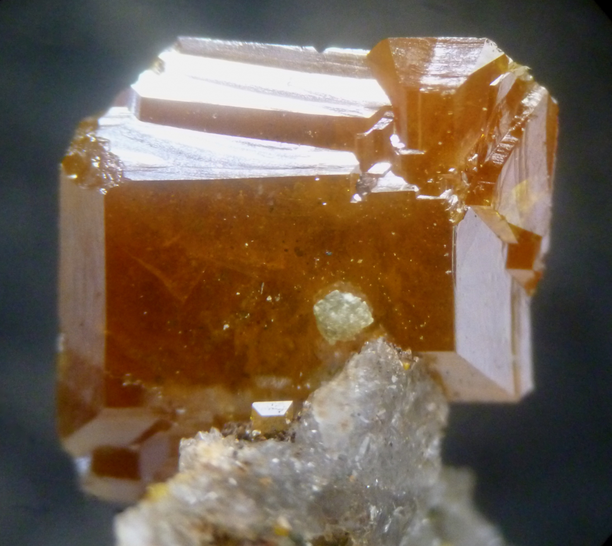 Wulfenite