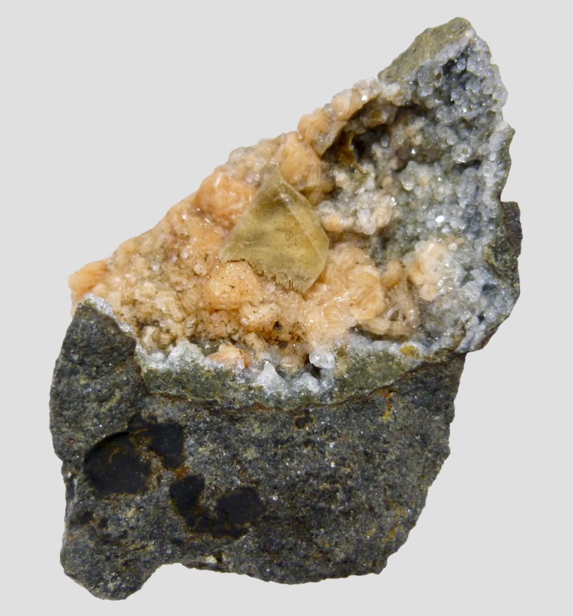 Gmelinite-Na Calcite & Analcime