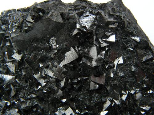 Bixbyite On Manganese