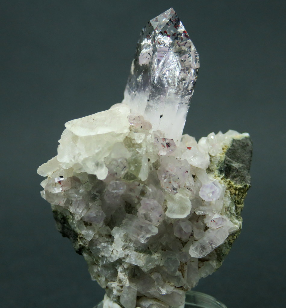 Quartz With Hematite