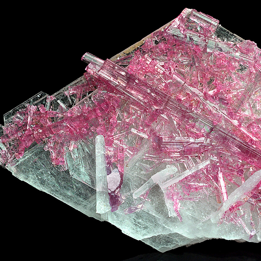 Tourmaline On Cleavelandite