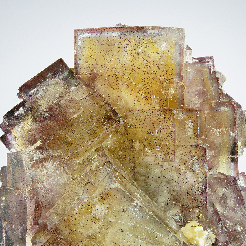 Fluorite With Siderite & Chalcopyrite