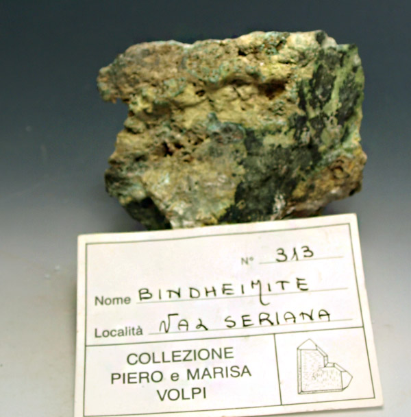 Oxyplumboroméite