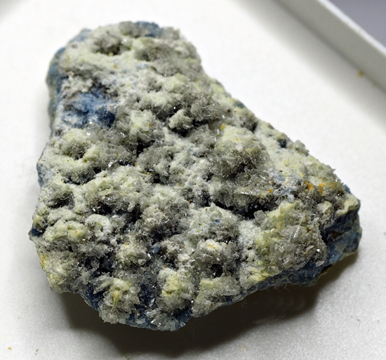 Vauxite