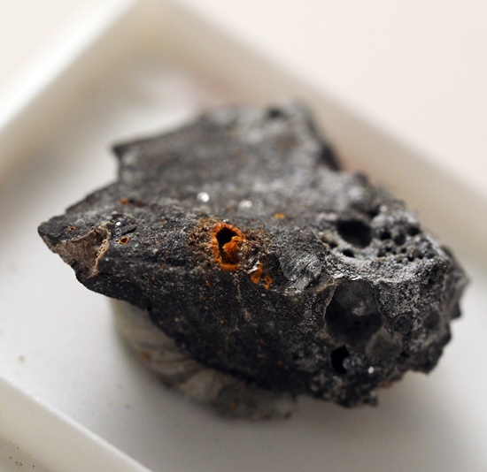 Cetineite