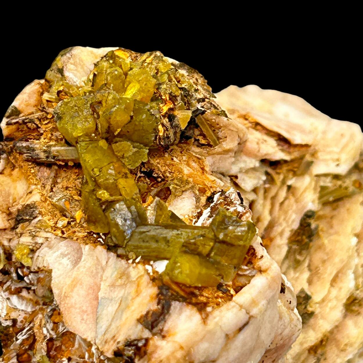 Pyromorphite & Baryte