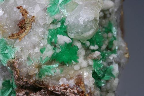 Annabergite & Smithsonite