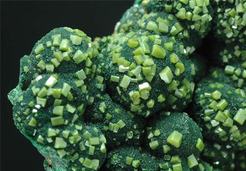 Pyromorphite & Malachite