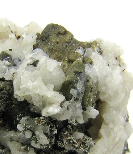 Donnayite-(Y) & Calcite