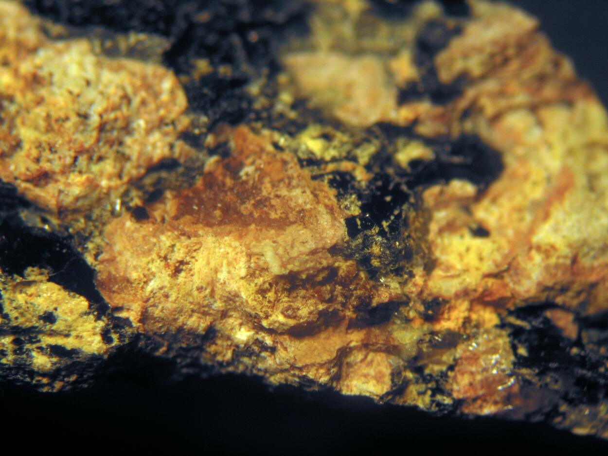 Greifensteinite