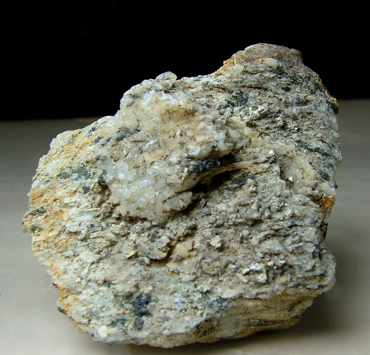 Hingganite