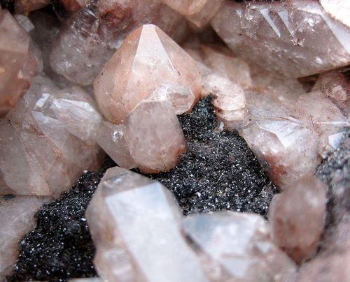 Quartz With Hematite
