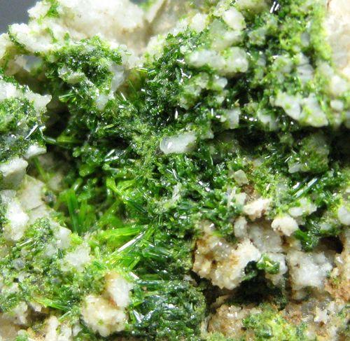 Pyromorphite On Quartz