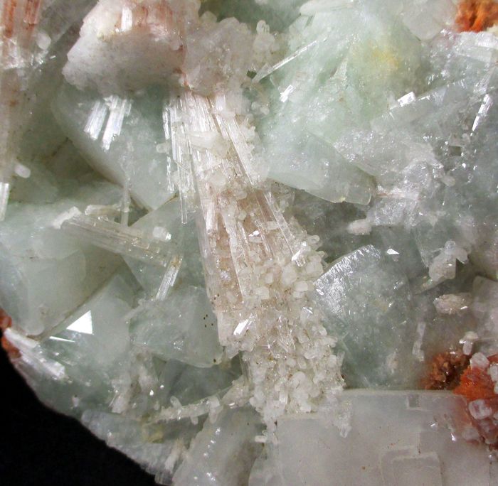 Scolecite Fluorapophyllite-(K) & Stilbite