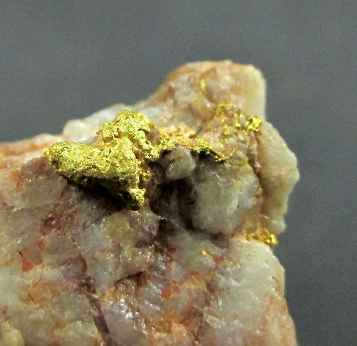 Gold On Quartz