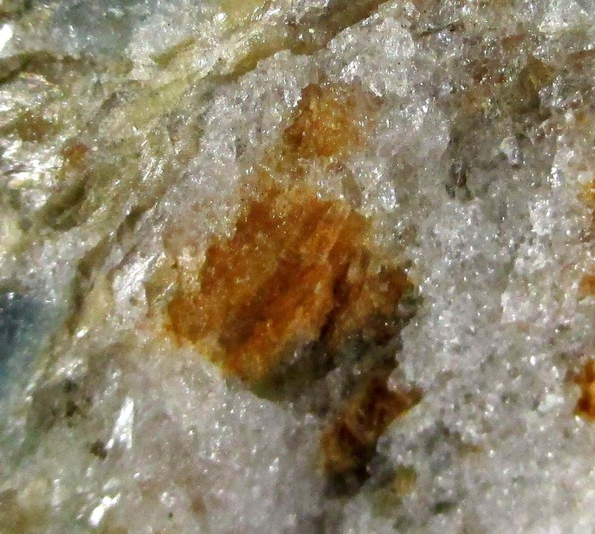 Kyanite & Paragonite