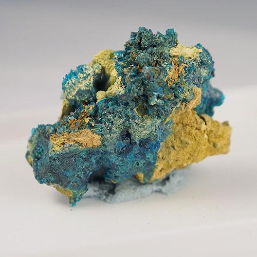 Caledonite