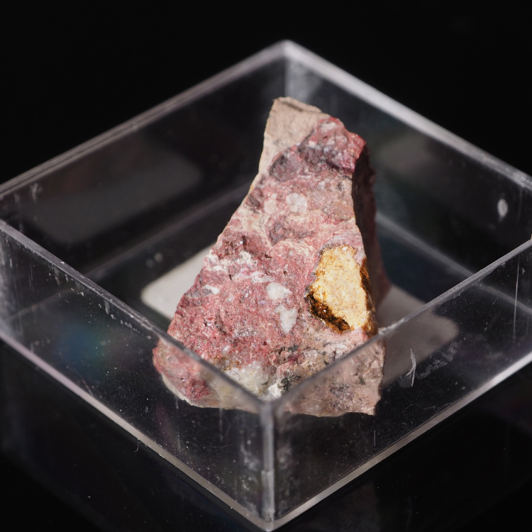 Terlinguaite