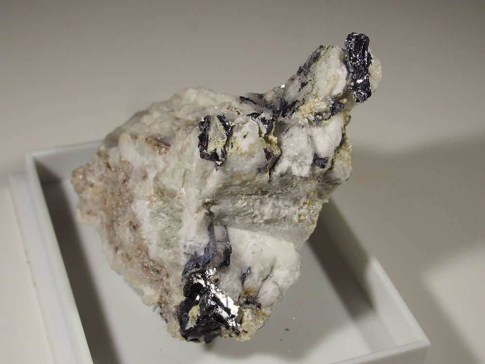 Chiavennite & Tvedalite