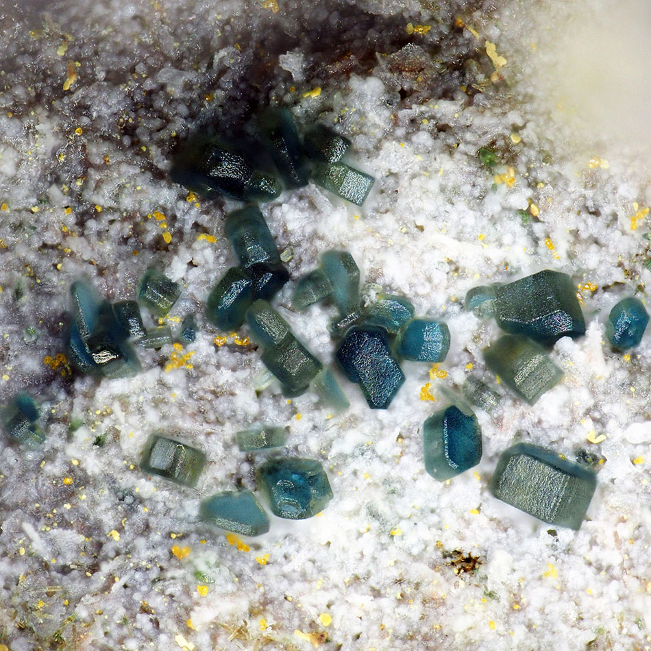 Roedderite