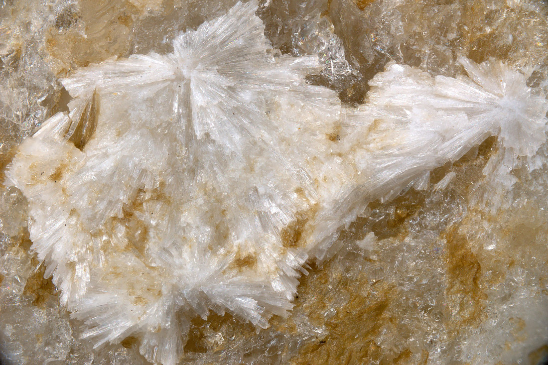Uralolite