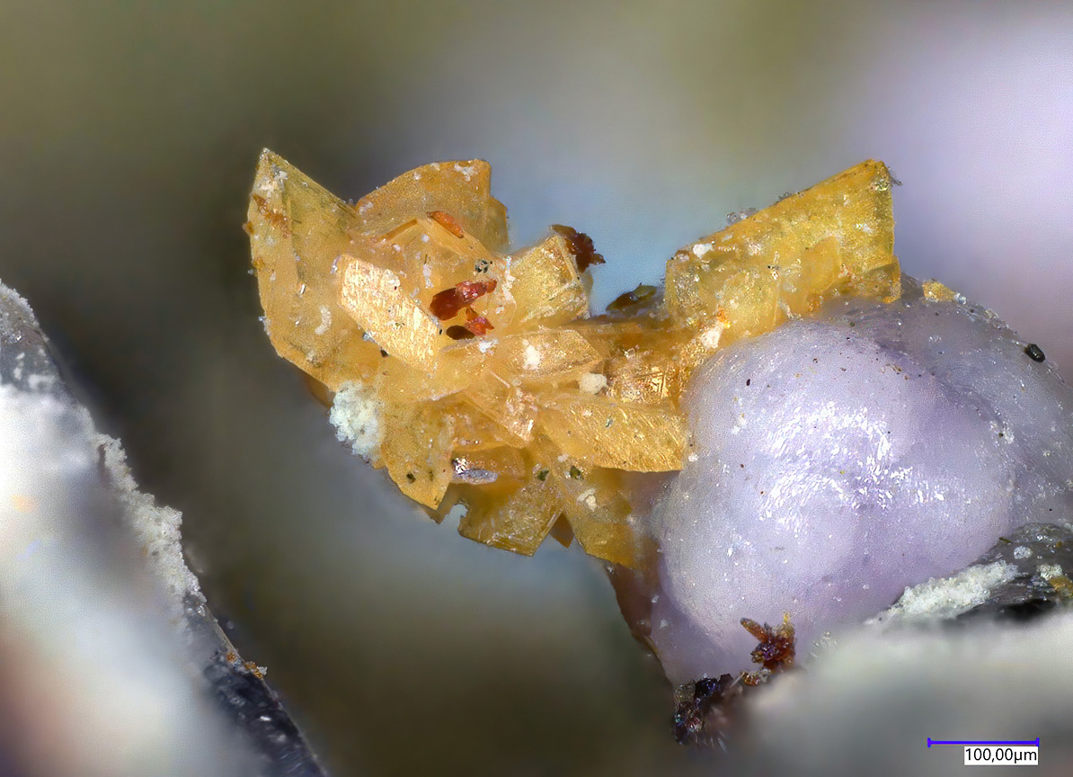 Jahnsite-(NaMnMg) & Ushkovite