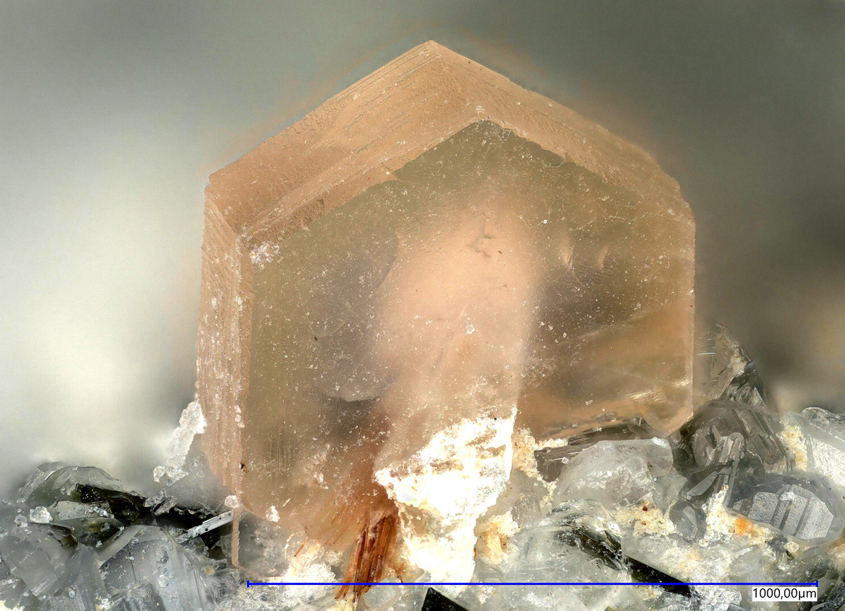 Arisite-(Ce)