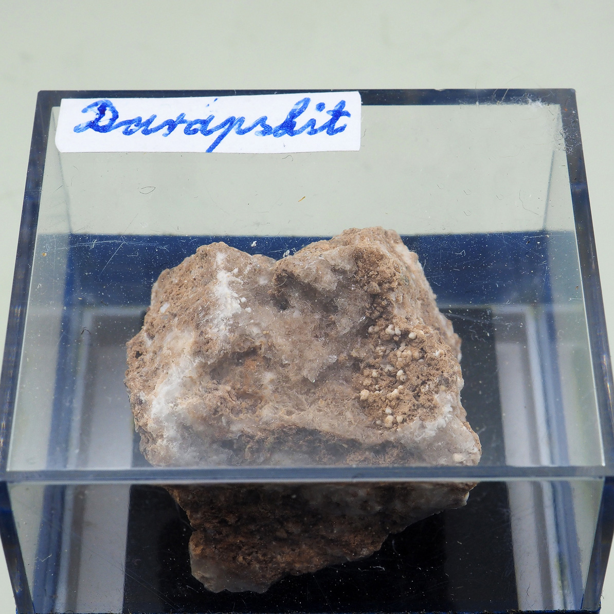 Darapskite
