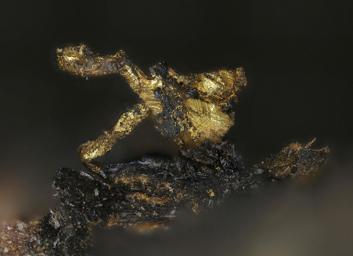 Native Gold & Uraninite