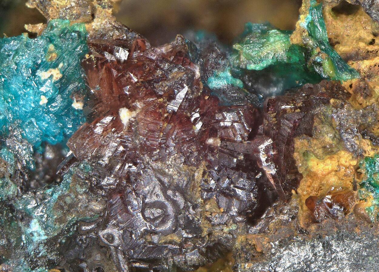 Ahlfeldite & Favreauite