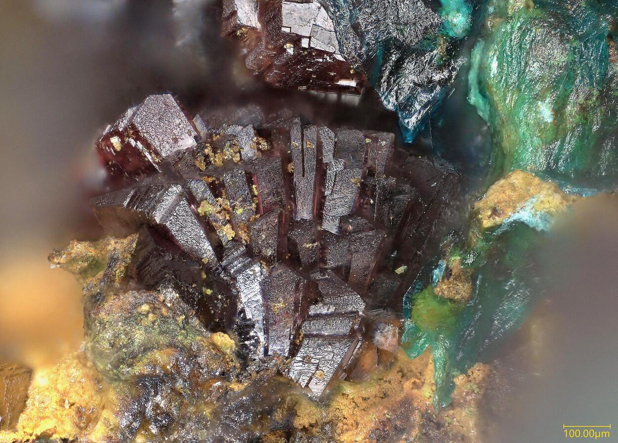 Ahlfeldite & Favreauite