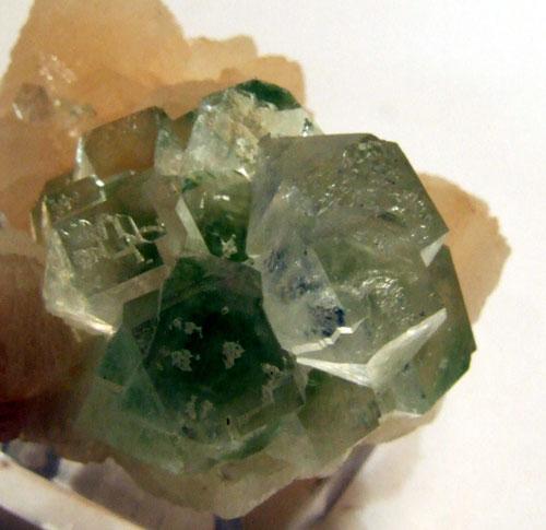 Fluorapophyllite-(K) & Stilbite