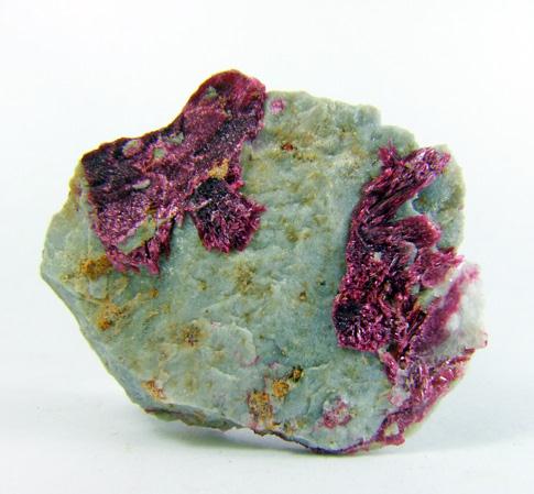 Erythrite